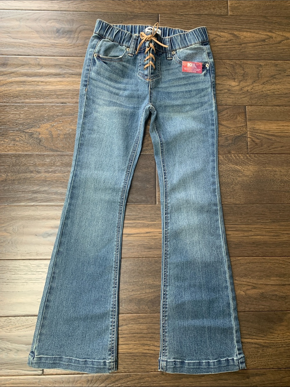Fashion Nova Stylish & Elegant Girl’s Light Blue Lace-Up Flare Jeans.NWT. Size 7
